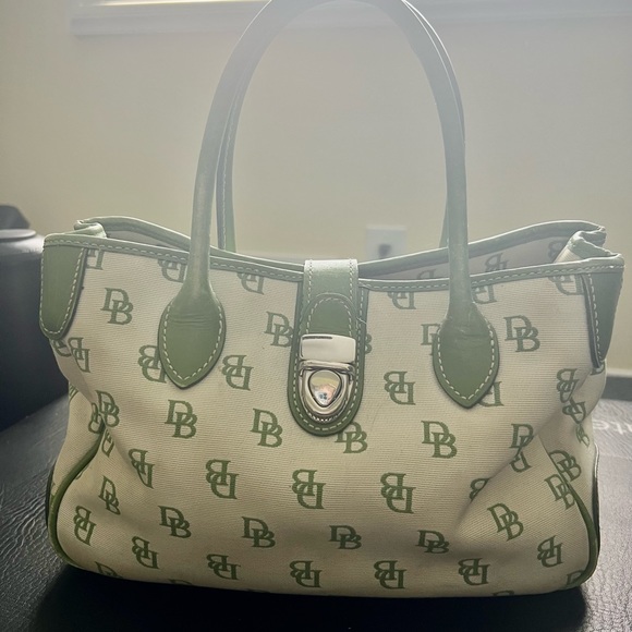 RARE Vintage Dooney & Bourke, D&B, cream & green Satchel handbag w/leather trim - Picture 3 of 14
